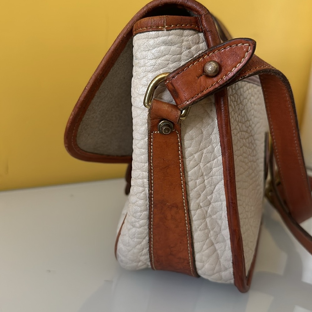 Vintage Dooney & Bourke Authentic All-Weather Leather Shoulder Bag White - Picture 14 of 16